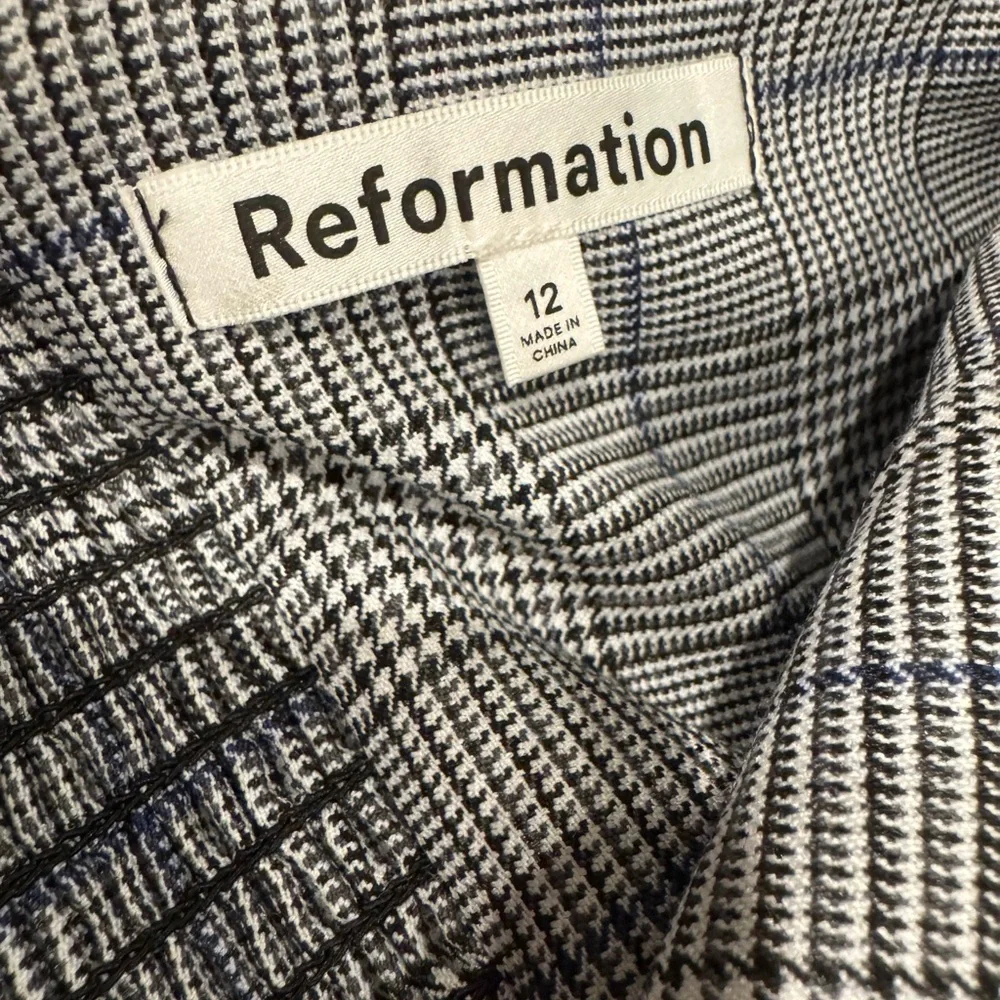 Reformation Cameran Jumpsuit - 12 - Picture 7 of 8